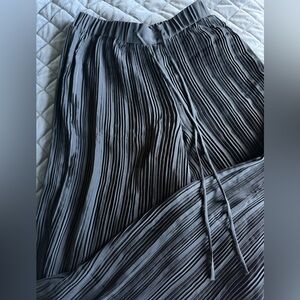 Theory True Black Pleated Trousers